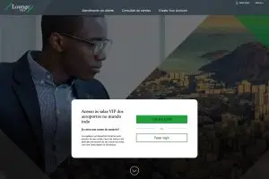 Página inicial do LoungeKey em português, com o aviso de que o LoungeKey é um benefício fornecido pelo emissor do cartão e os botões de criar conta e fazer login